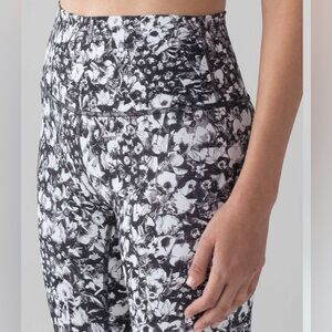 Lululemon Wunder Under Hi-Rise Tight Full-On Luxtreme
